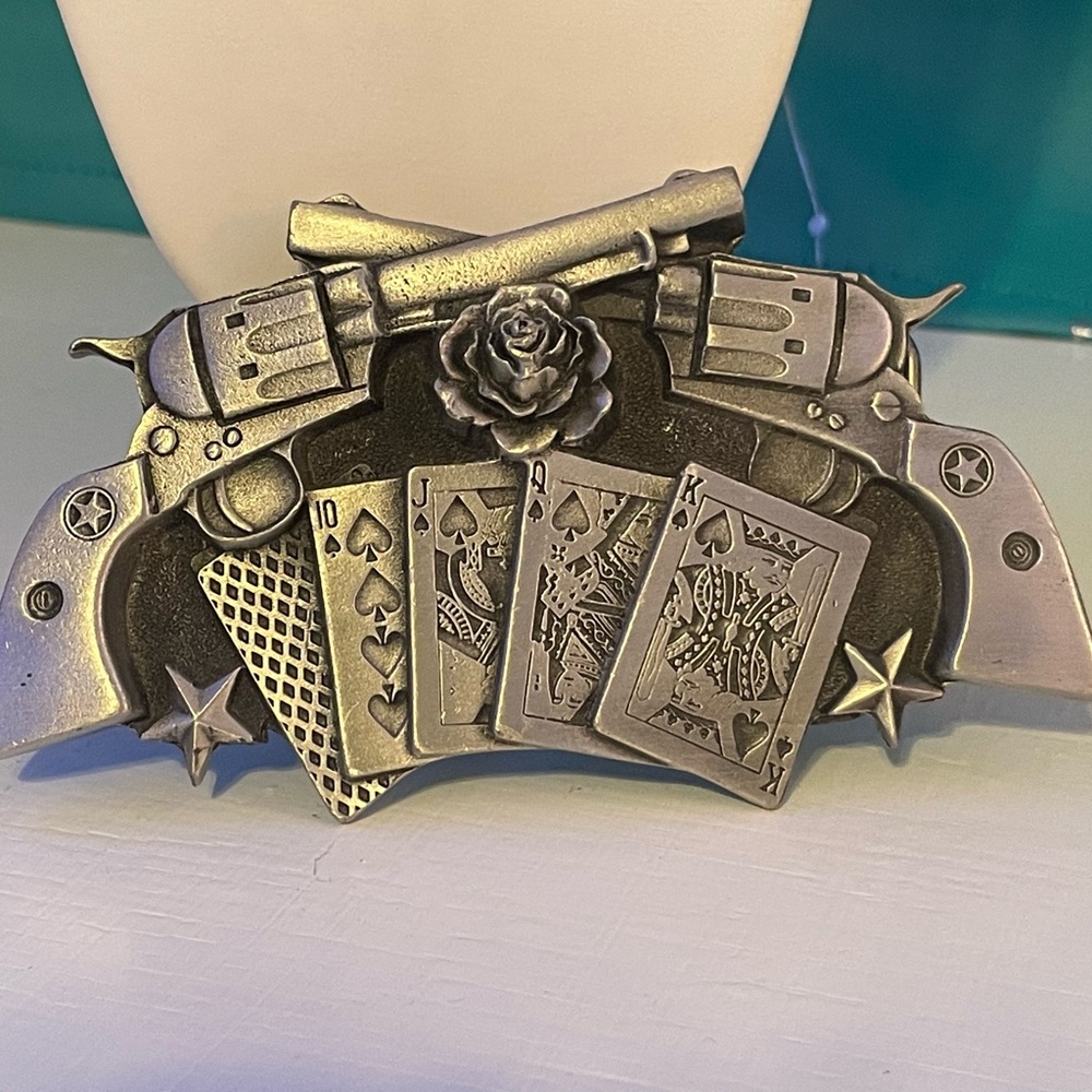 Buckle - Picture 2 of 5